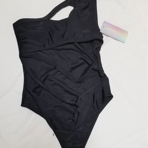refuge Swim  Ine Piece  Black  NWT  One strap Midriff - Picture 1 of 2